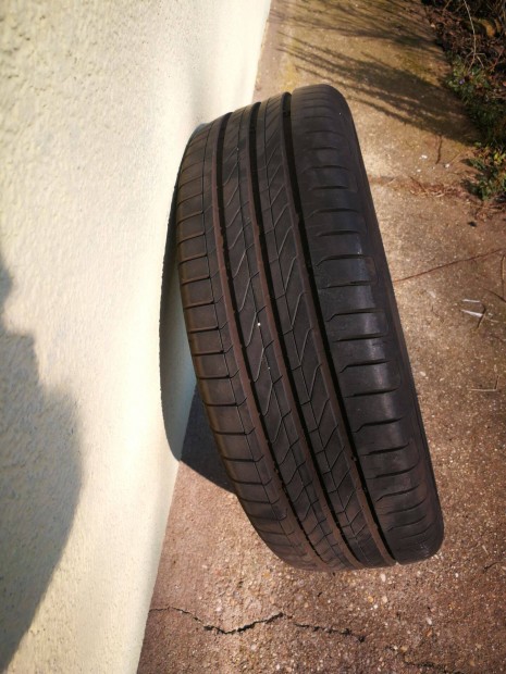 Continent�l Ulracontast, Ny�rigumik, Elad�k!!