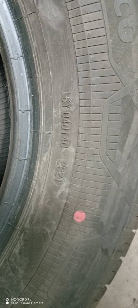 Continental Van Contact 235/65 R16 C 95%. új 4db