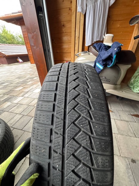 Continental Winter Concept 215/65/R17 tli gumi