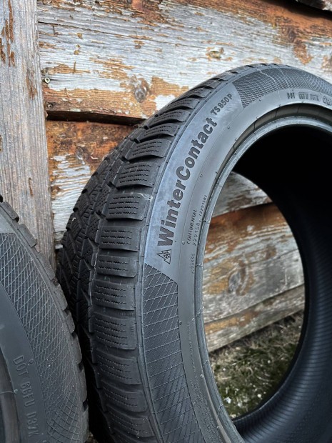 Continental Wintercontact 235/45 R18 18 tli gumi