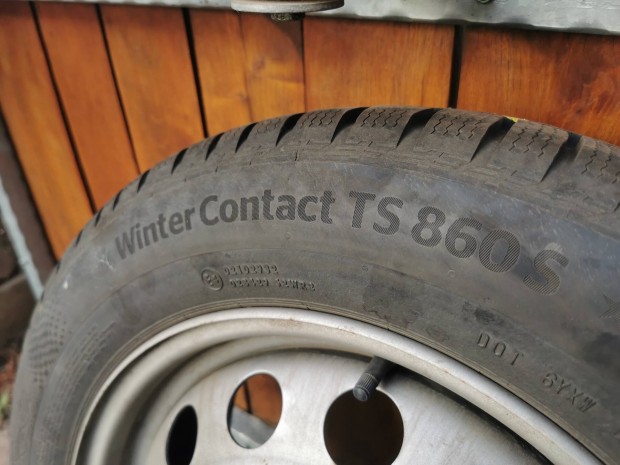Continental Wintercontact TS 860 S tligumi lemezfelnin 205/60R16