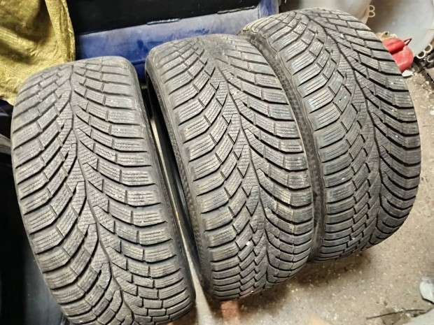 Continental Wintercontact TS 870 XL 225/45 R17 94V 3+1db DOT2221