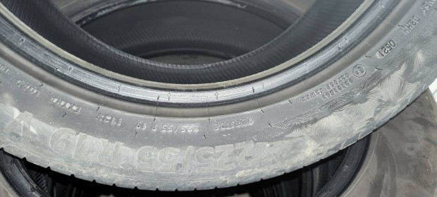 Continental  premium nyarigumi