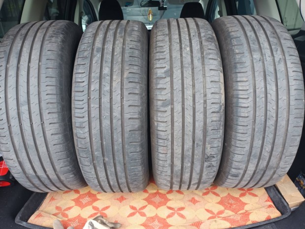 Continental ny�ri gumi 215/60 R17