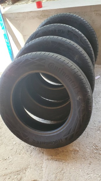 Continental nyári gumi 215/60 R17 H