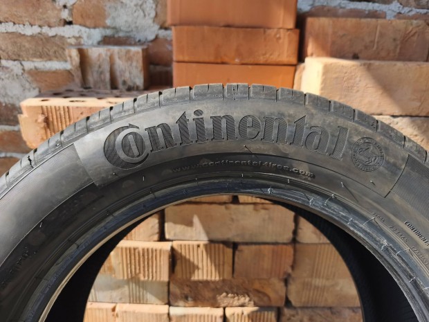 Continental ny�ri gumi 