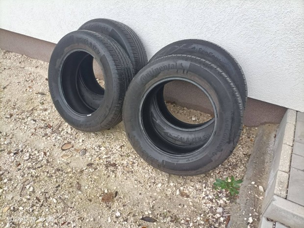Continental nyári gumi garnitúra 215/65/17 V 4 db