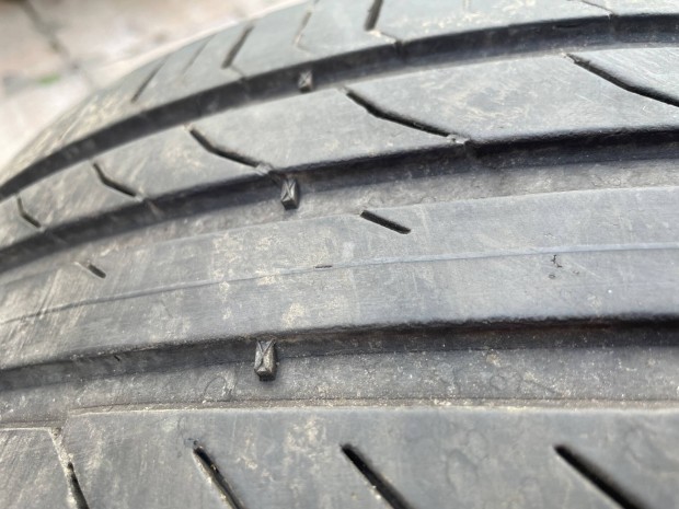 Continental nyári gumi szett 235/60/18