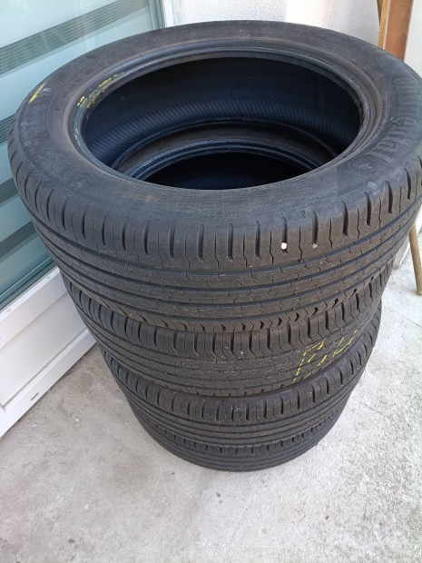 Continental ny�rigumi 215/55R17