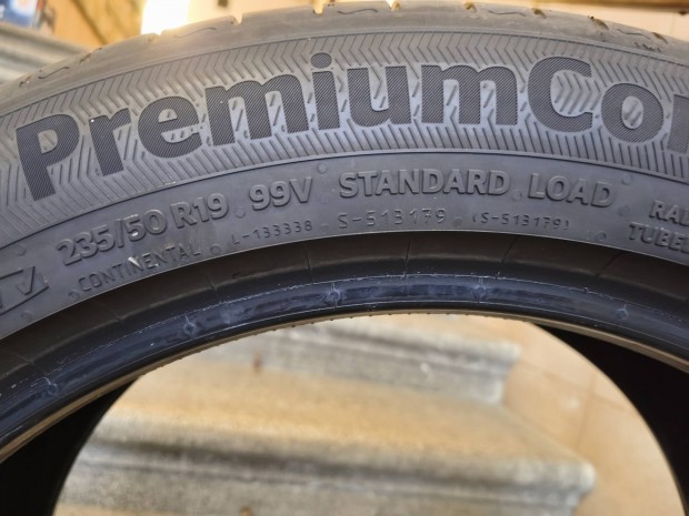 Continental prmium contact 235/50r19 elad .