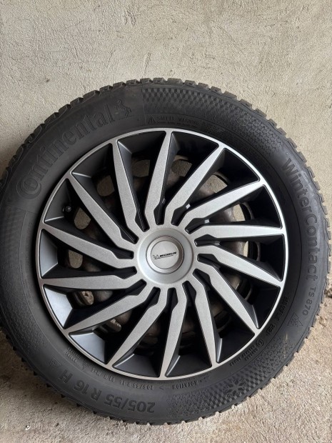 Continental téli gumi 205/55 R15