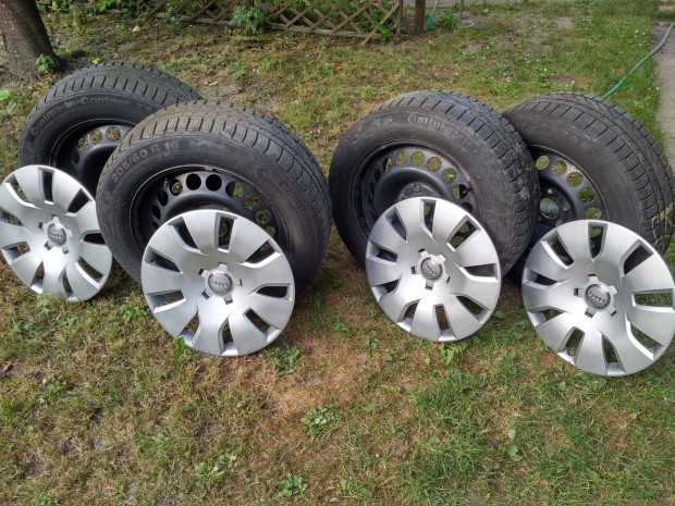 Continental téli gumi 205/60 R16 acélfelnin eladó + ajándék dísztárcsa