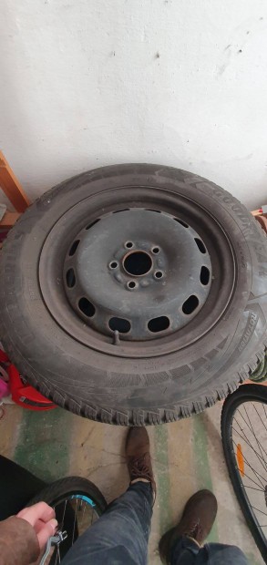Continental teli gumi lemezfelnin 4db 15e 195/65/R1515