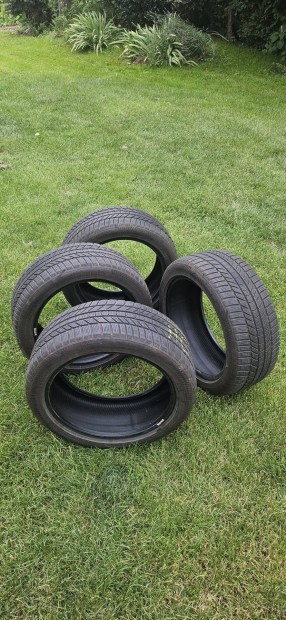 Continental tligumi 4db 235/45 R18 V XL