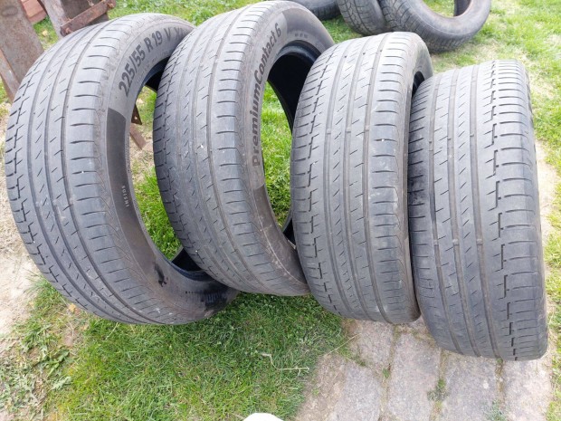 Contonental 225-55-19 4 db a kpen lthat llapotban 1 javitott 1-2 n