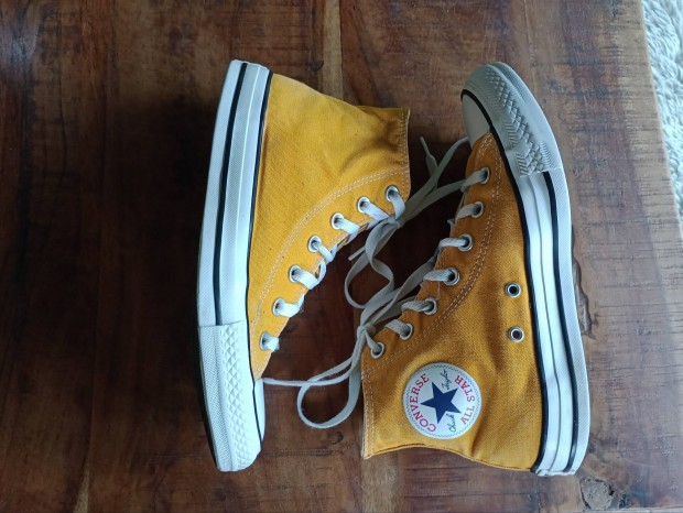 Converse maga szr 38-as