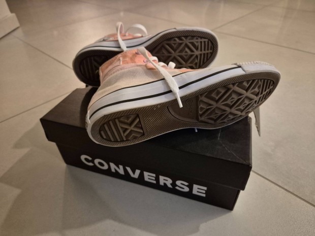 Converse magasszr cip 36-os