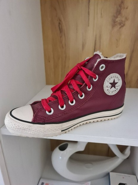 Converse ni cip! 39.