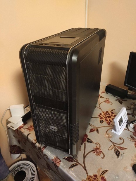 Cooler Master CM690II Advanced ATX szmtgphz