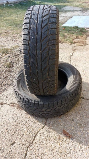 Cooper 225/65 R 17 2db M+S gumik elad!