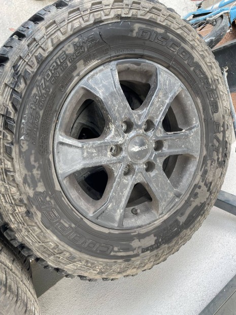 Cooper Discoverer S/T Maxx 16' - 2022