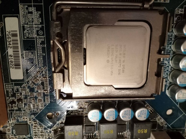 Core 2 Quad Q9500 processzor (s775)
