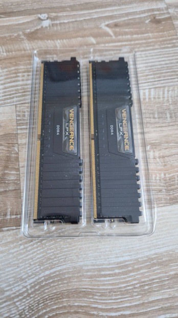 Corsair 2x8GB DDR4 3200MHz Vengeance Lpx Black