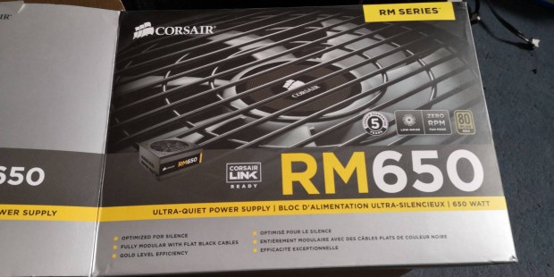 Corsair RM650 650W 80+ GOLD modulris tpegysg