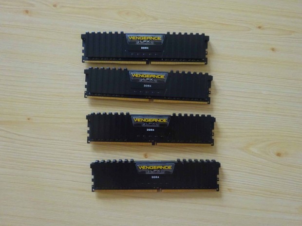 Corsair Vengeance Lpx 32GB (4x8GB) DDR! RAM Memria