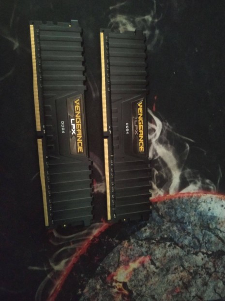 Corsair Vengeance Lpx 8GB (2x4GB) DDR4 3000MHz