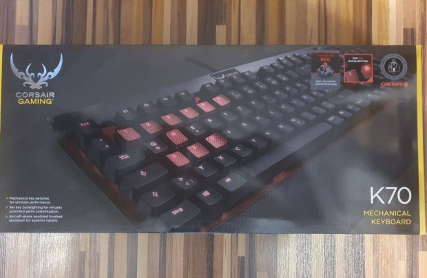 Corsair Vezetkes Billentyzet Gaming, K70