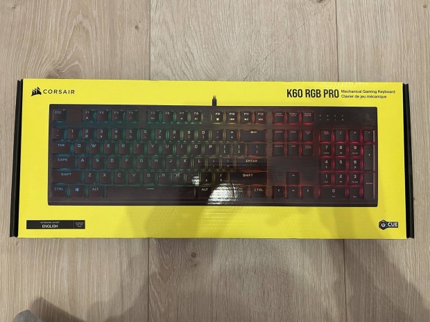 Corsair gamer mechanikus billentyzet