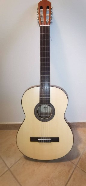 Cort AC100 Natural 4/4-es klasszikus gitr + tok