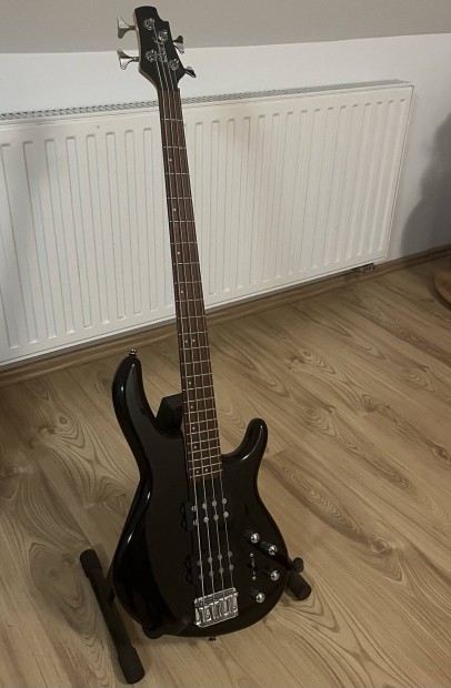 Cort Action HH4 basszusgitr