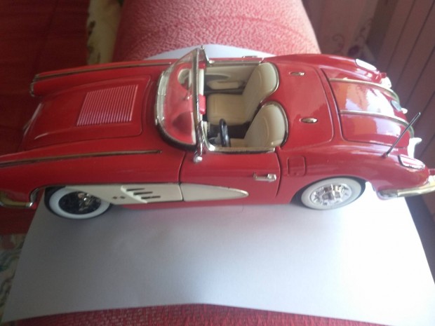 Corvette 1958 As modell 1:18