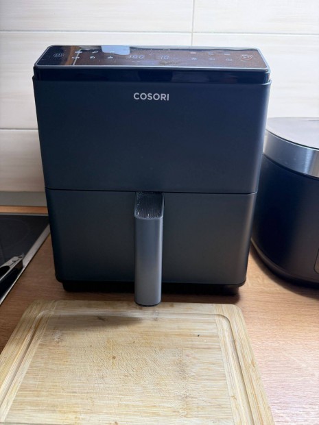 Cosori Dual Blaze air fryer Forrlevegs St fekete