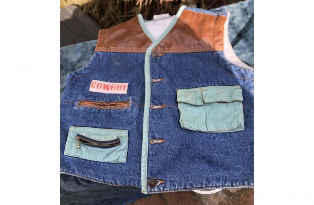 Cowboy mellny , jelmez 1500 Ft