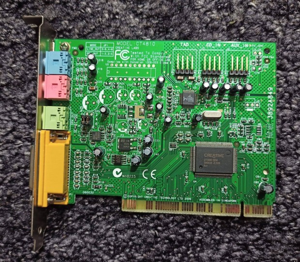 Creative Labs PCI 128 retro hangkrtya