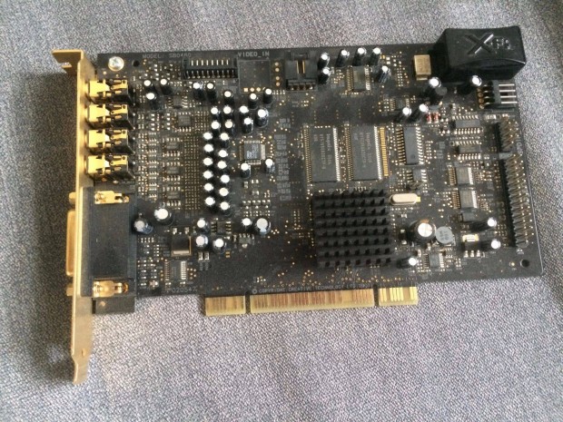 Creative Labs Sound Blaster X-FI 7.1 PCI hangkrtya (SB0460)