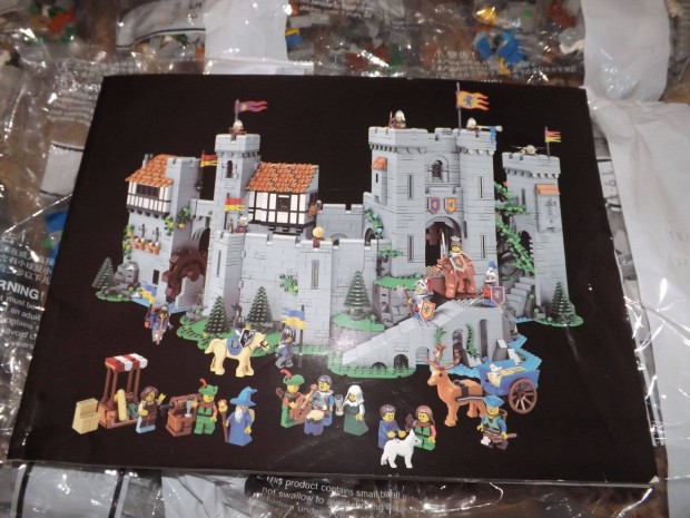 Creator Icons 10305 Castle Oroszlnlovagok Kastlya Vr lego 4514db j