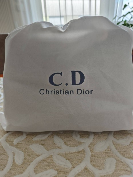 Cristian Dior Ni tska
