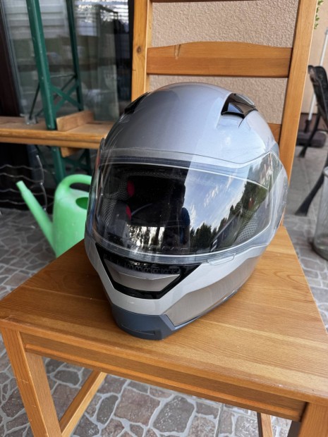 Crivit motoros bukósisak
