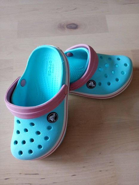 Crocs C10-es kislny papucs