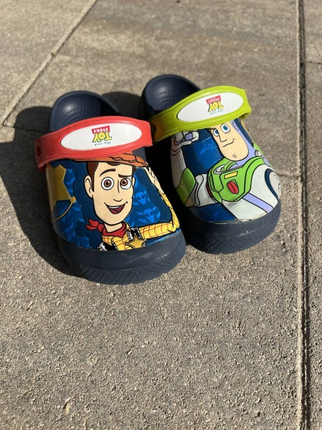 Crocs gyerek papucs Toystory