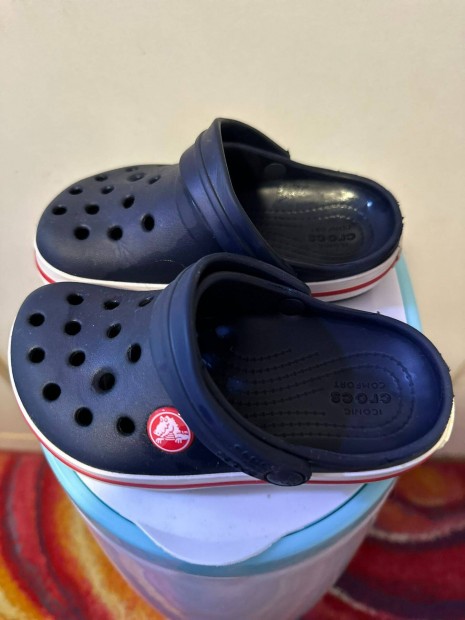 Crocs gyerek papucsok 26-os