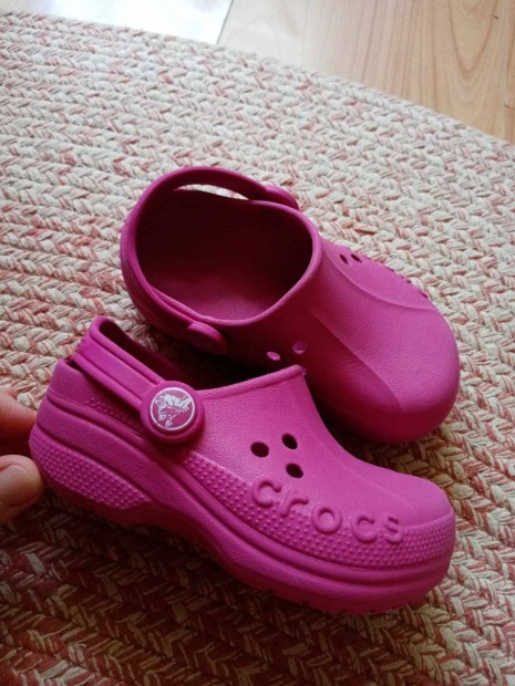 Crocs lny szandl 24/25