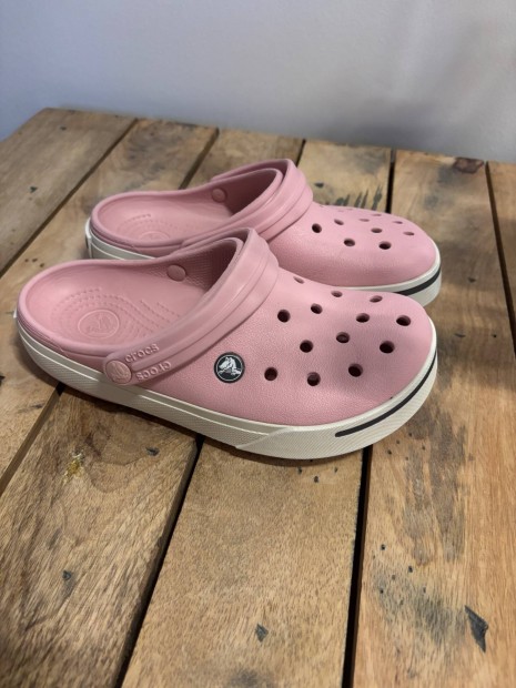 Crocs ni papucs