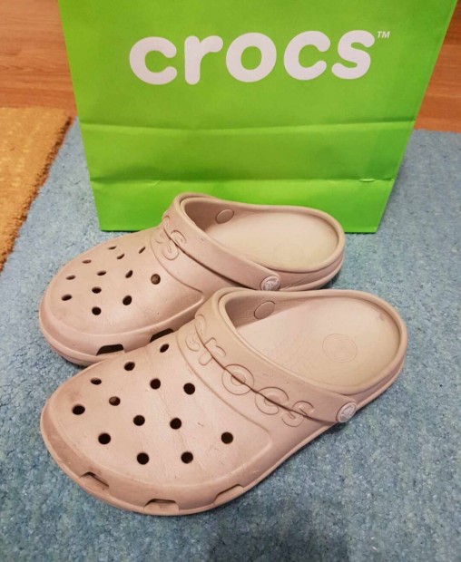 Crocs ni papucs