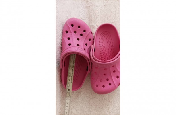 Crocs papucs 30-as