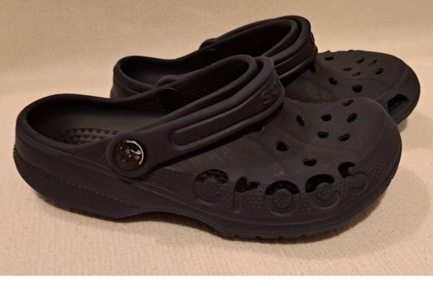 Crocs papucs 32-es